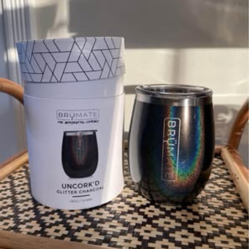 BrüMate Glitter Charcoal Wine Tumbler